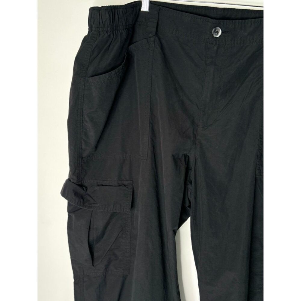 Old Navy Black Straight Leg Pants - Picture 5 of 7